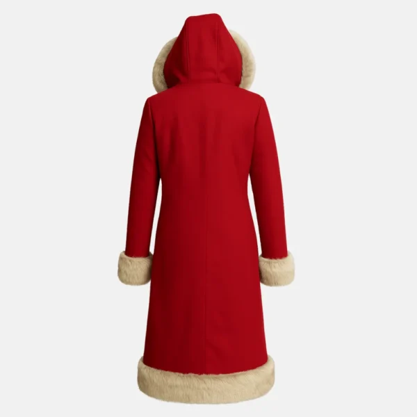 Goldie Hawn Coat Christmas Chronicles